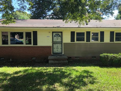 Apartments, 760 Willow St, Jackson, MS 39204. . Homes for rent in jackson ms